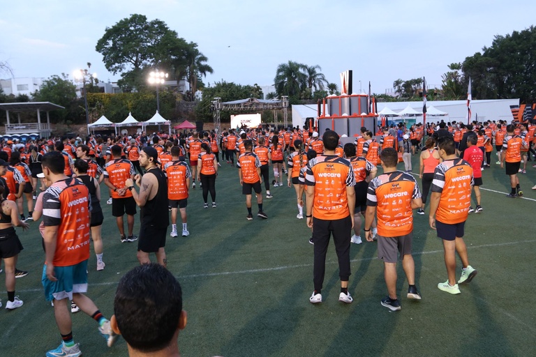 Comunidad de corredores reunida en Station 2025